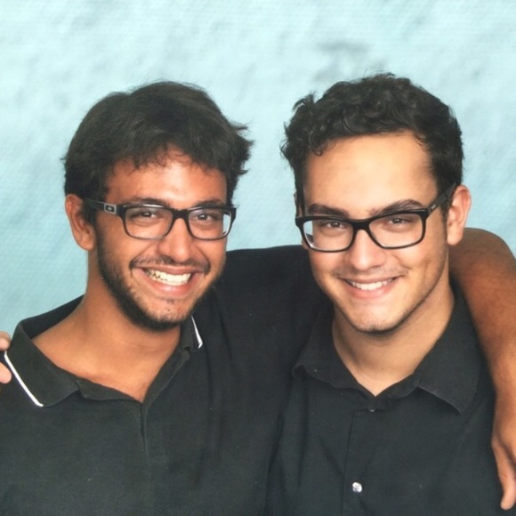 MEET YOUR POSHER - Picture 2 of 7